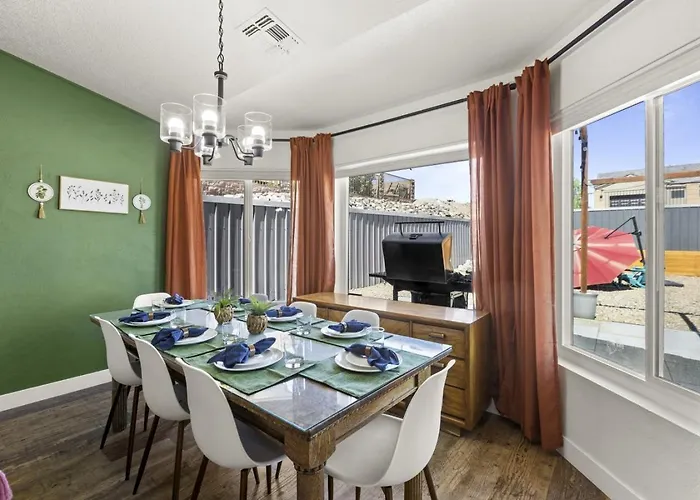 Holiday home Freshwater Fun - Pet & Family Friendly With Great Location!