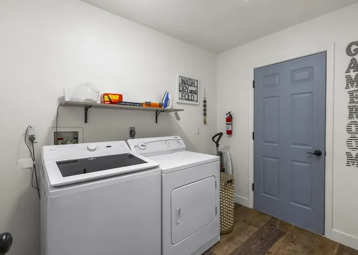 Freshwater Fun - Pet & Family Friendly With Great Location! Bullhead City