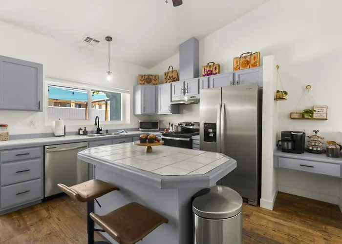 Freshwater Fun - Pet & Family Friendly With Great Location! *